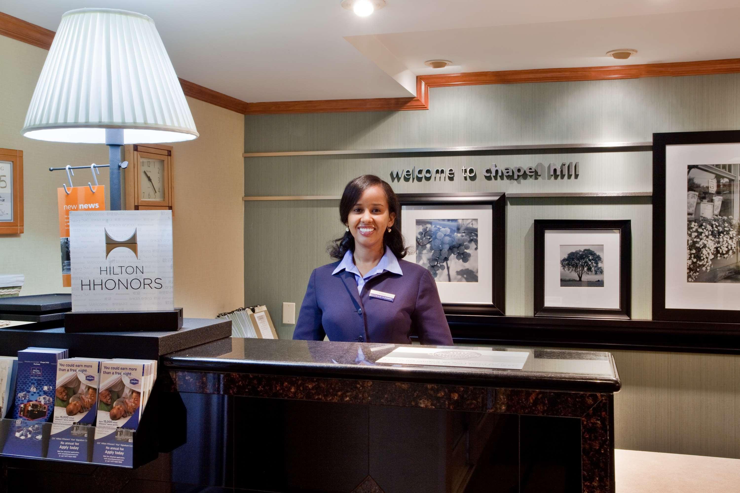 Hampton Inn & Suites Chapel Hill/Durham Ngoại thất bức ảnh