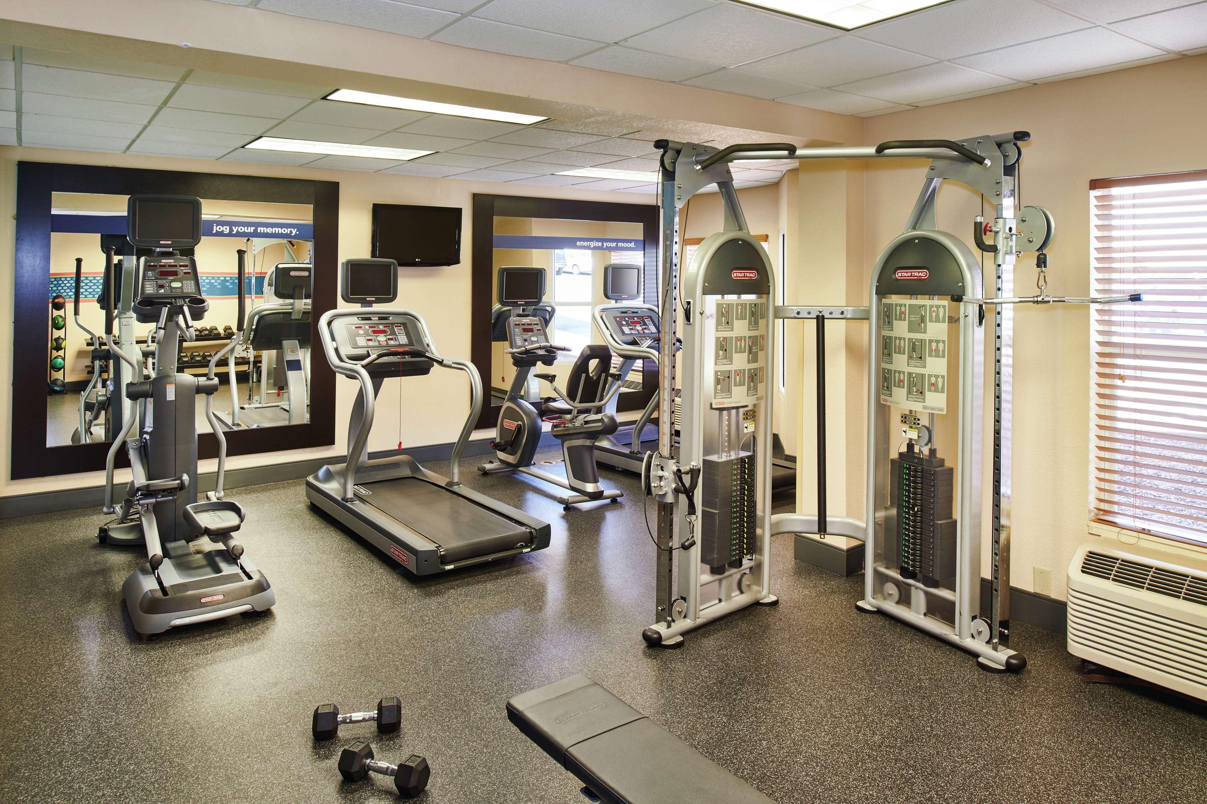 Hampton Inn & Suites Chapel Hill/Durham Ngoại thất bức ảnh
