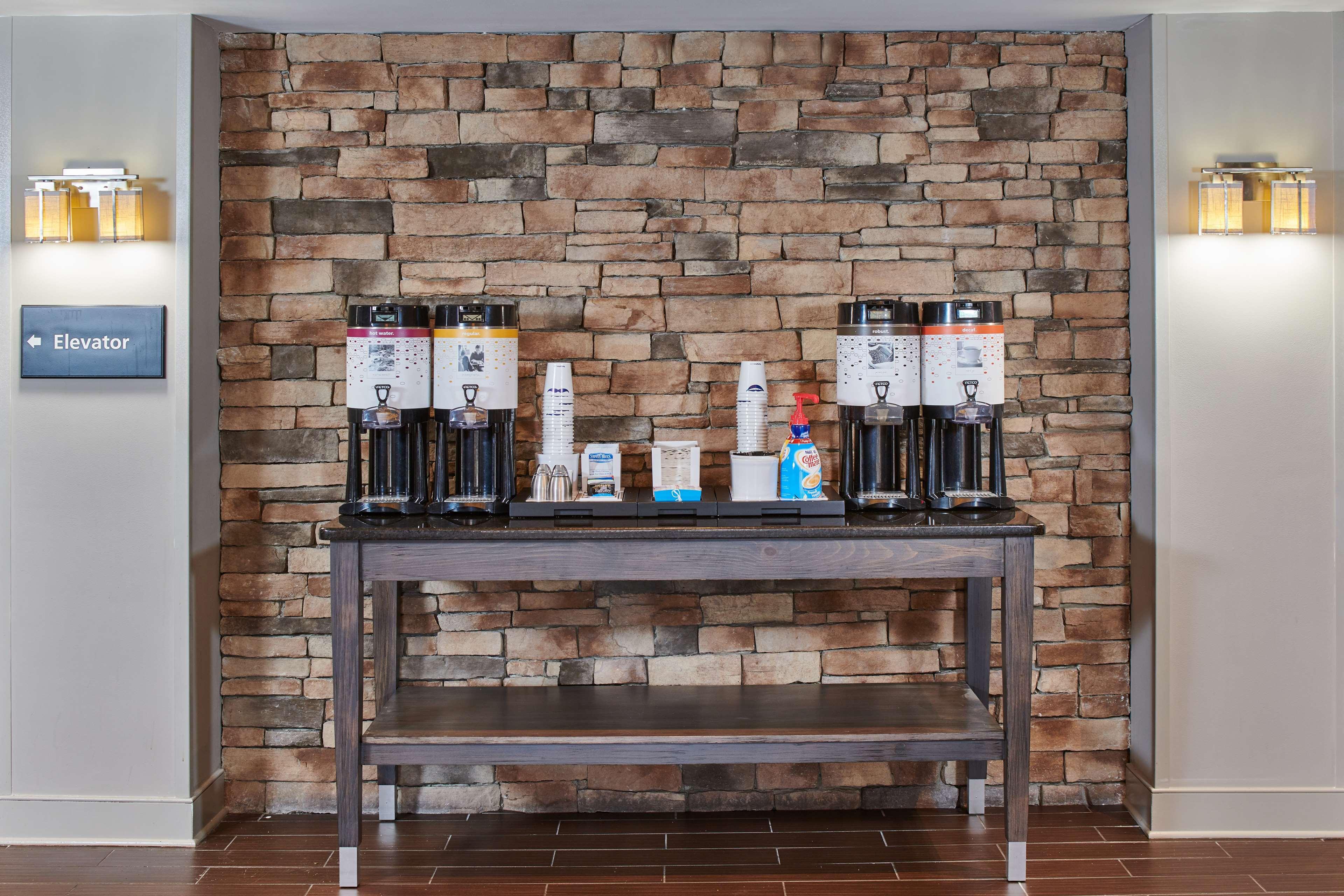 Hampton Inn & Suites Chapel Hill/Durham Ngoại thất bức ảnh
