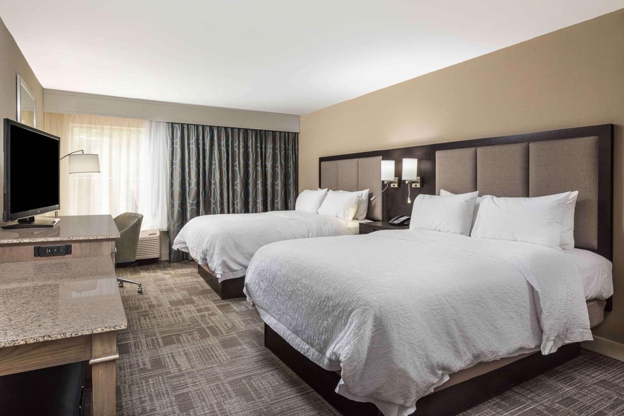 Hampton Inn & Suites Chapel Hill/Durham Ngoại thất bức ảnh