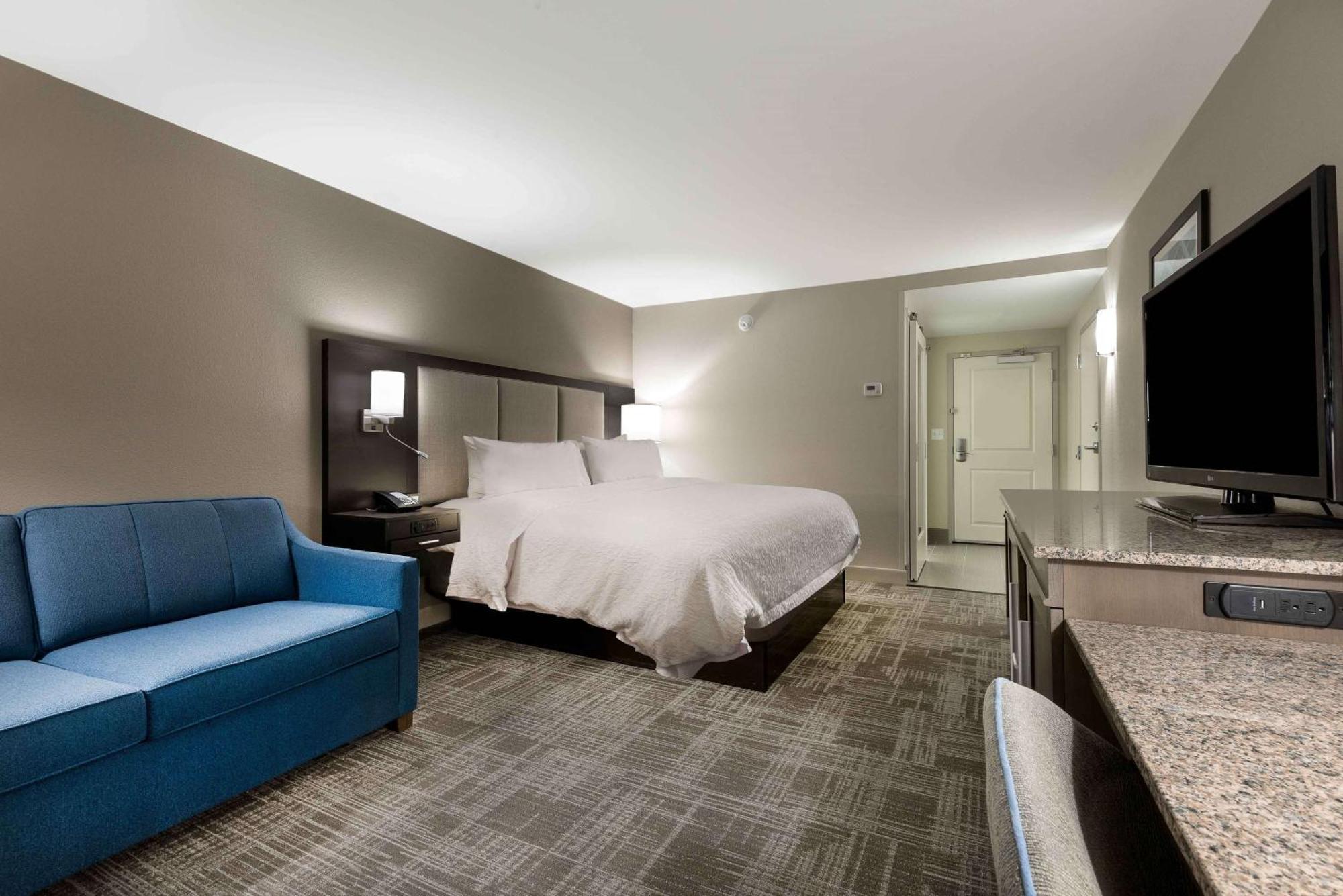 Hampton Inn & Suites Chapel Hill/Durham Ngoại thất bức ảnh
