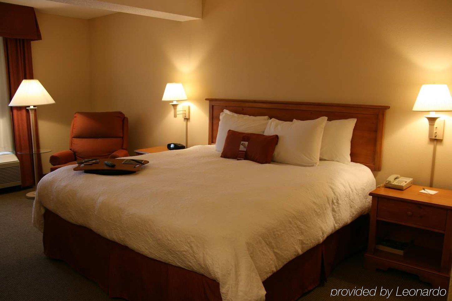 Hampton Inn & Suites Chapel Hill/Durham Phòng bức ảnh